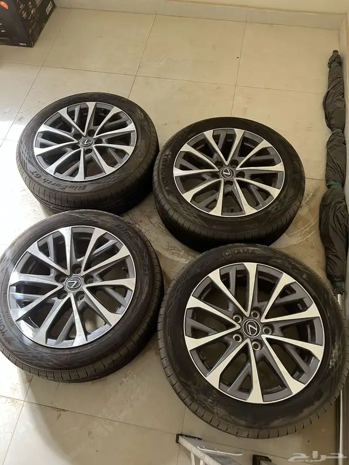 جنوط   كفرات وكالة لكزس ES 2023 (ستاندر) - شبه جديدة تماما 5