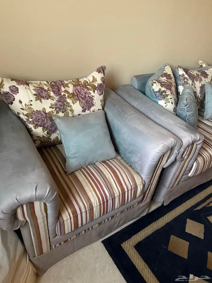 طقم كنب أنتريه كامل حالة جديدة جدا لم يستخدم نهائيا 6