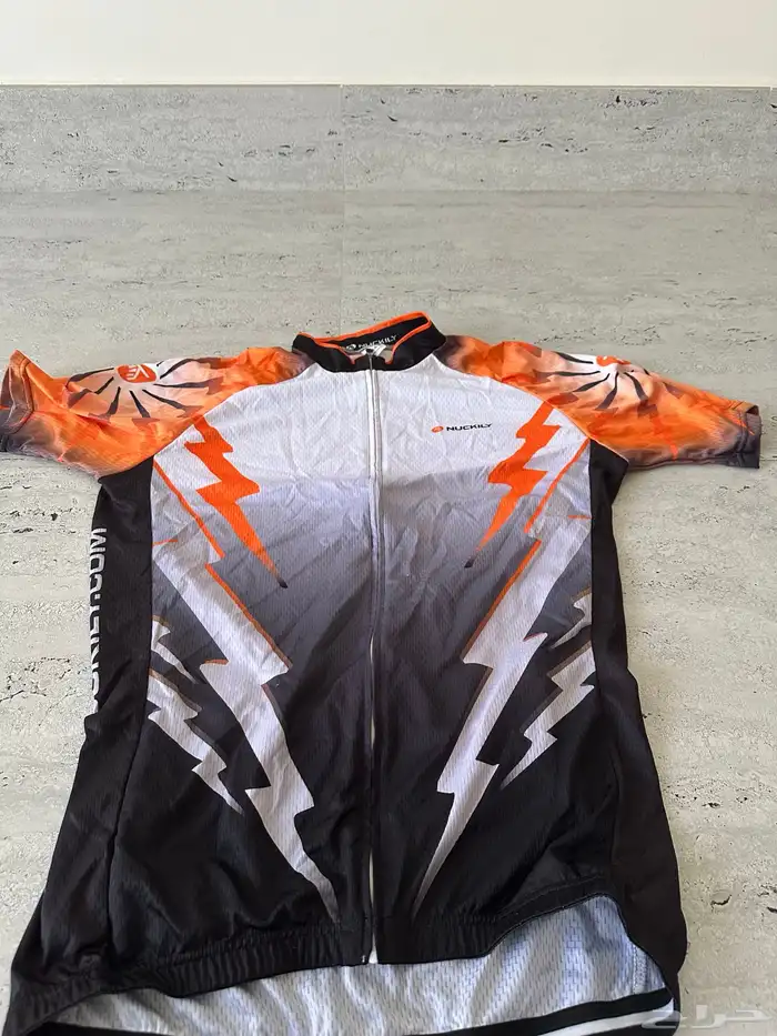 ملابس سيكل او دراجه مع خوذه ونظاره - Bicycle Clothes 0