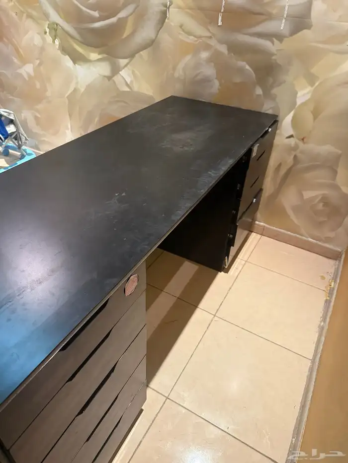 طاوله استعمال 4 ايام 1
