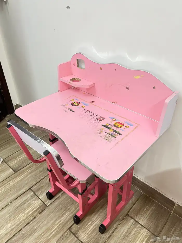 طاولة اطفال 2