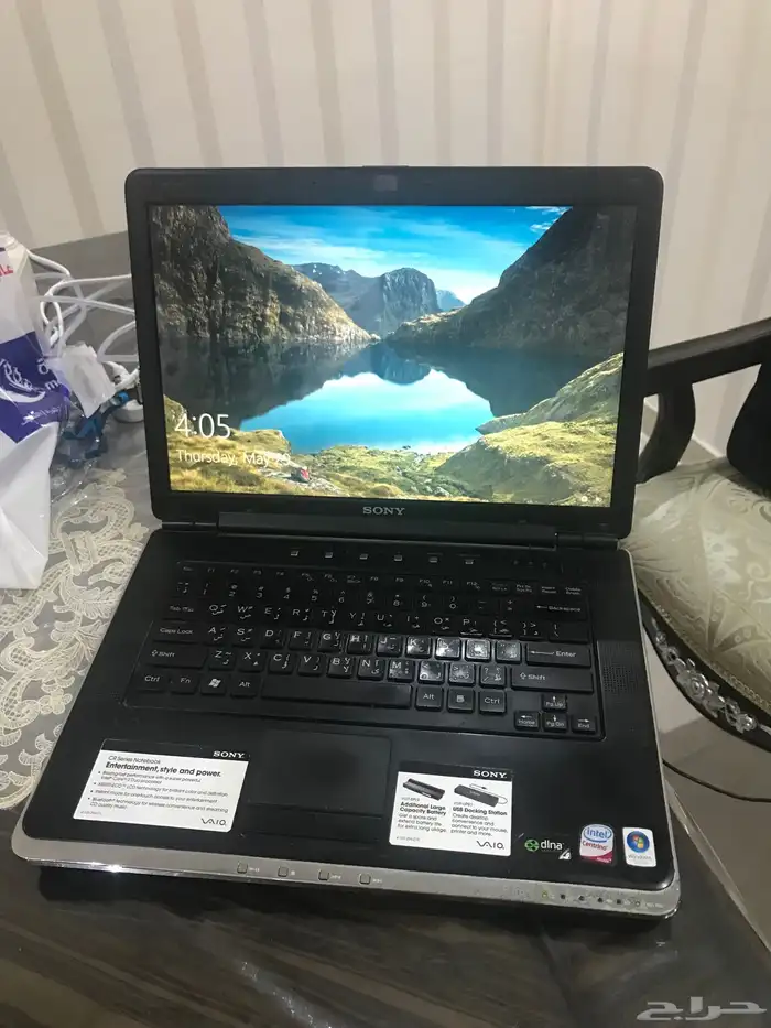 لابتوب سوني لون أحمر 1