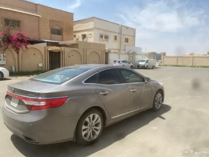 سياره ازيرا 2013 المحركات سليمه الممشى فوق 400 0