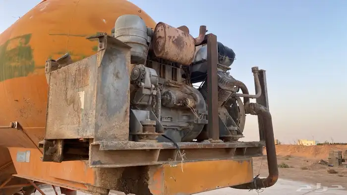 بلكر اسمنت للبيع عدد 2 مع ماطور 4