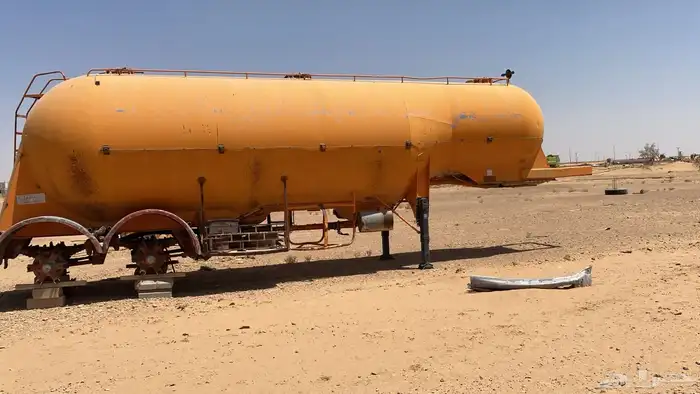 بلكر اسمنت للبيع عدد 2 مع ماطور 10