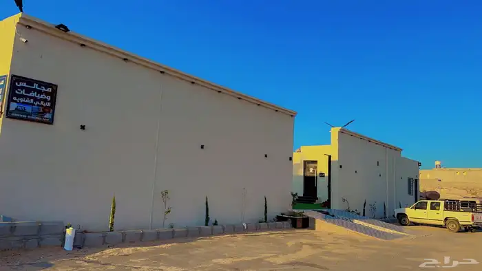 مجالس ومخيمات 33