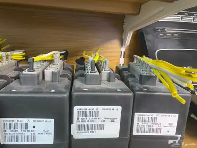 قطع غيار مرسيدس 2