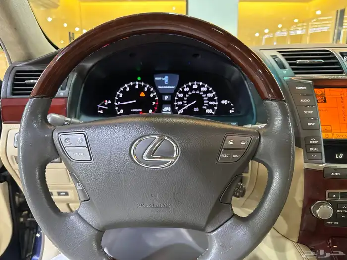 لكزس - LS460 - لارج - 2010 ( بحالة ممتازه ) 9