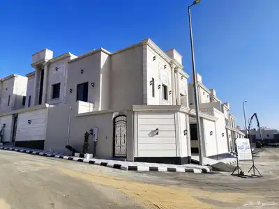 فلل للبيع مخطط الشروق الحويه 1