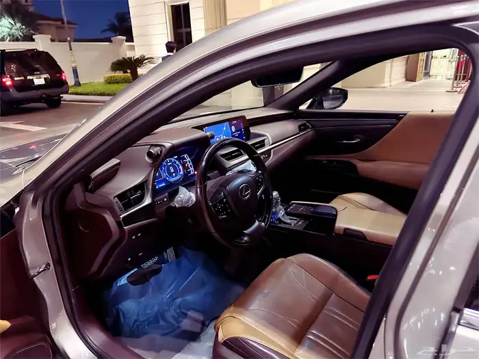 (تم البيع) لكزس ES 350 CC 2021 سعودي مالك أول 2