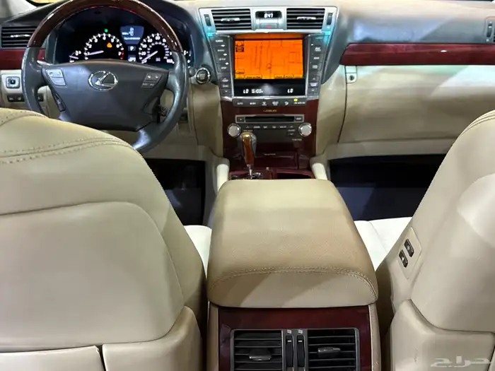لكزس - LS460 - لارج - 2010 ( بحالة ممتازه ) 6