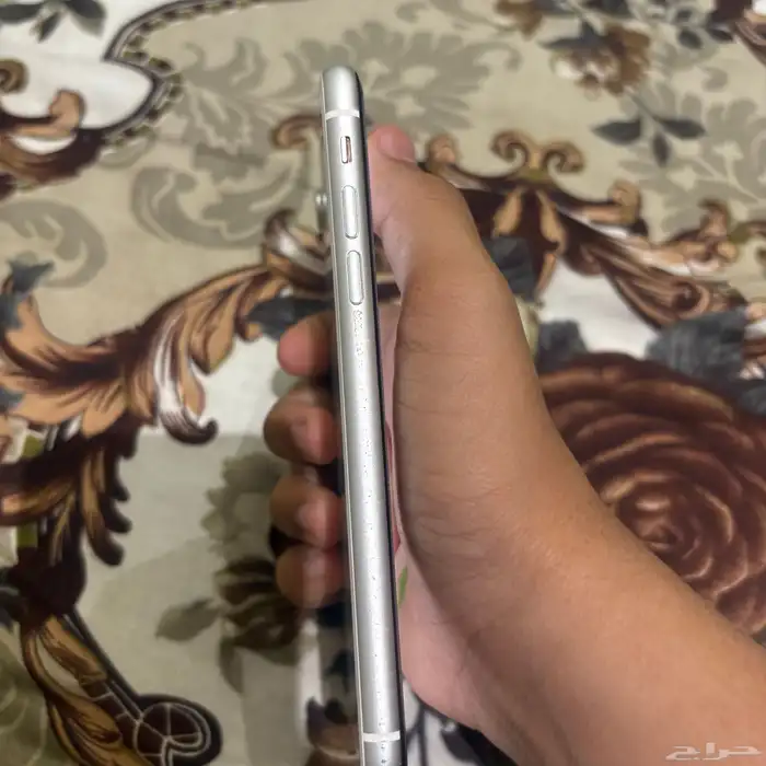 ايفون xr نضيف 4