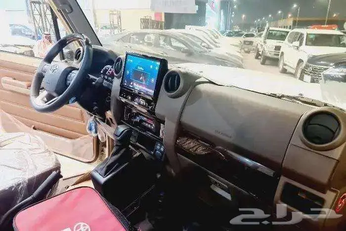 تتوفر فئات تويوتا شاص 2025 اصفار لمبيعات النقد والبنك 9