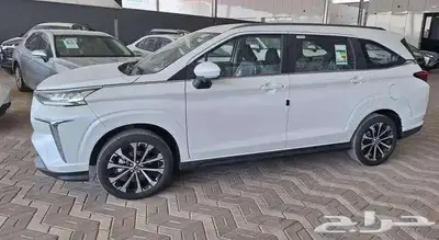 تويوتا فيلوز 2025 GLX 1