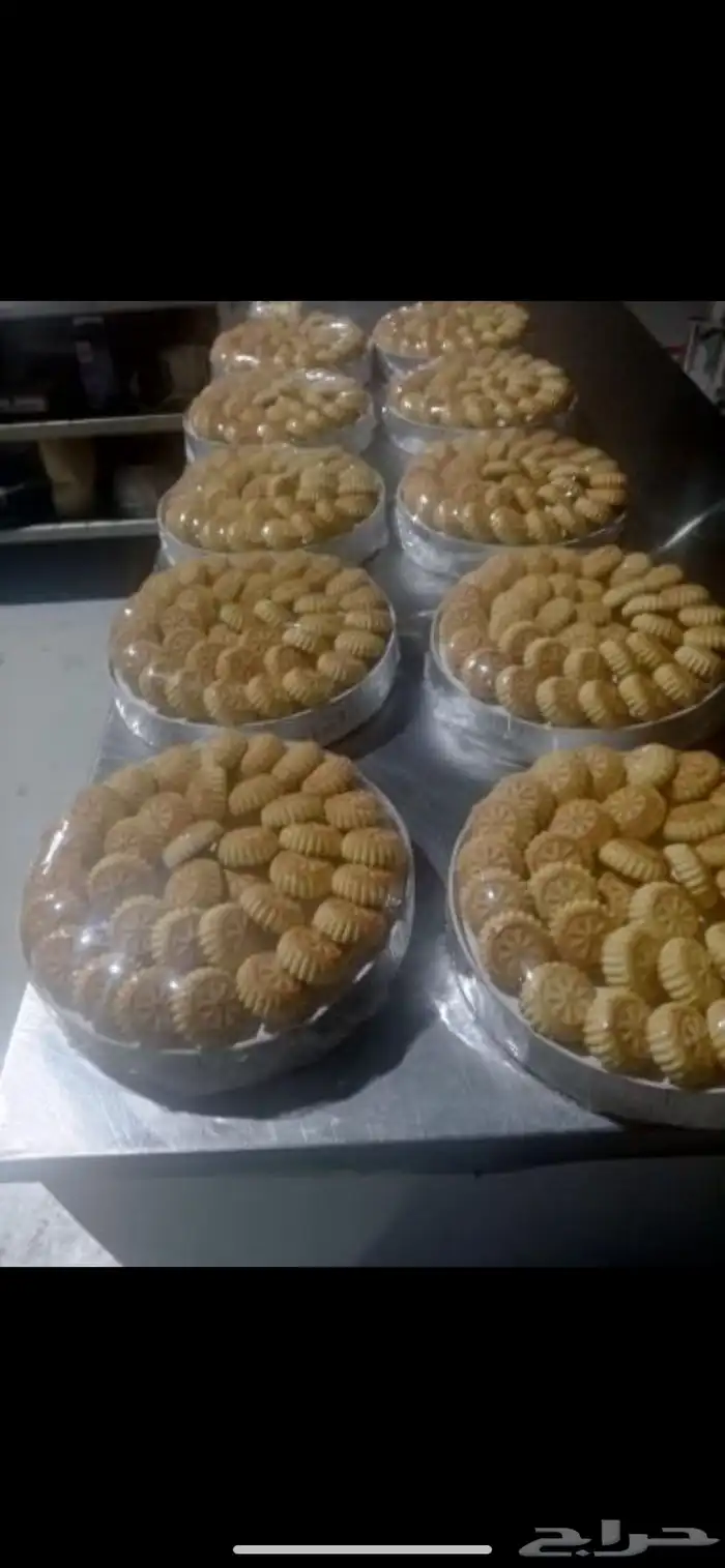 نوفر استاندات معمول وفطاير وبرازق وغريبة ب الجملة للمحلات 26
