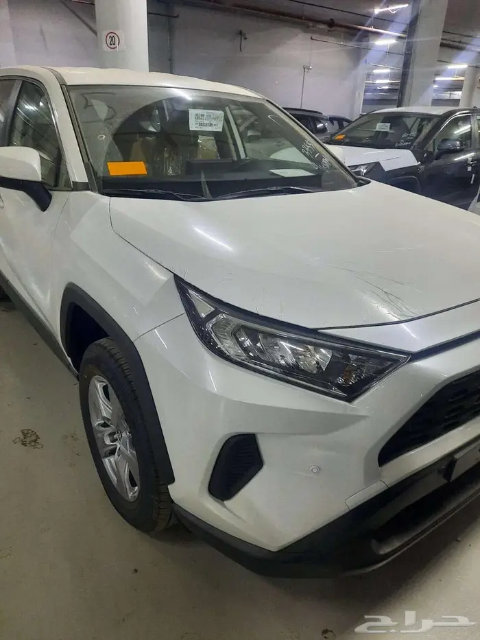 تويوتا راف فور 2024 اصفار بدون دفعه اولى 15