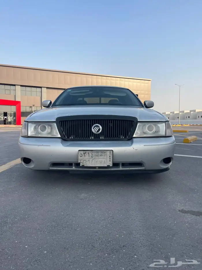 فورد ماركيز 2000 2