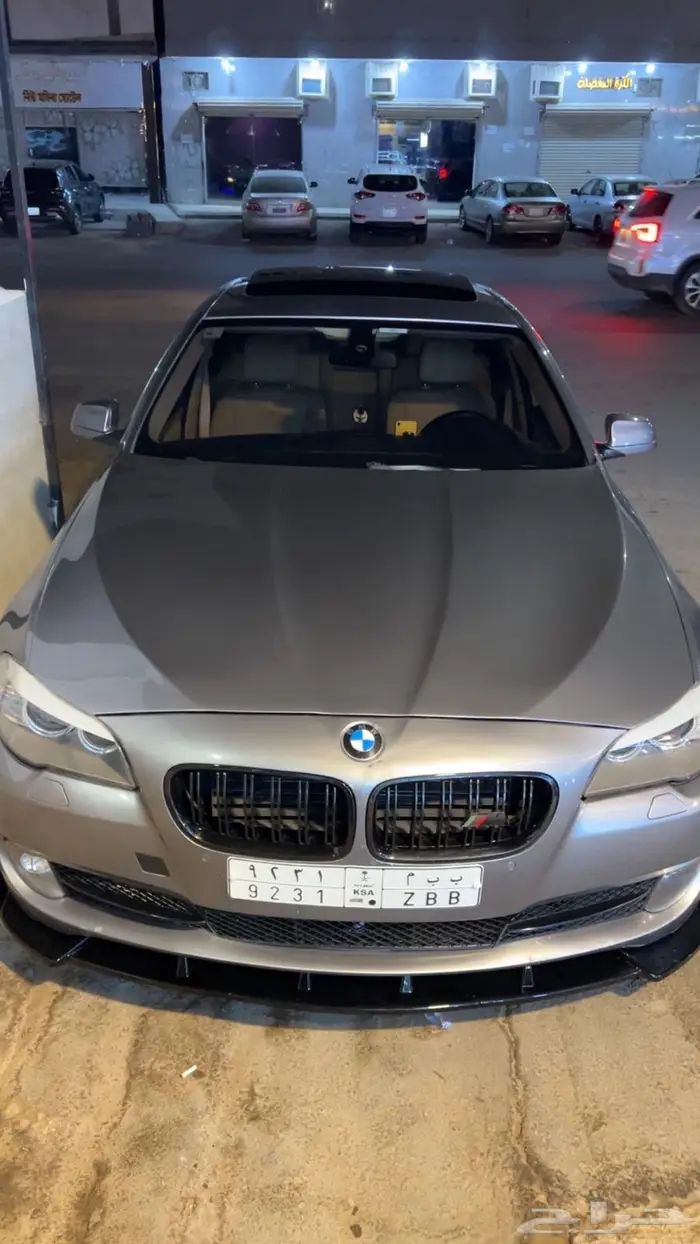 بي ام دبليو 520i 8
