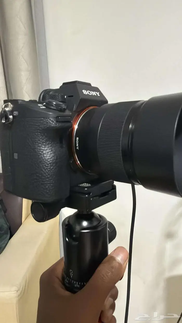 كاميرا Sony A7III معها عدستين وبطارية الوكالة والشاحن 6