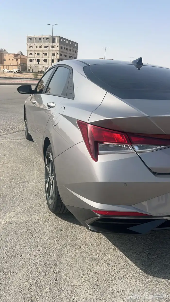 افانتي 2021 بنزين 1.6تم البيع تم البيع 11