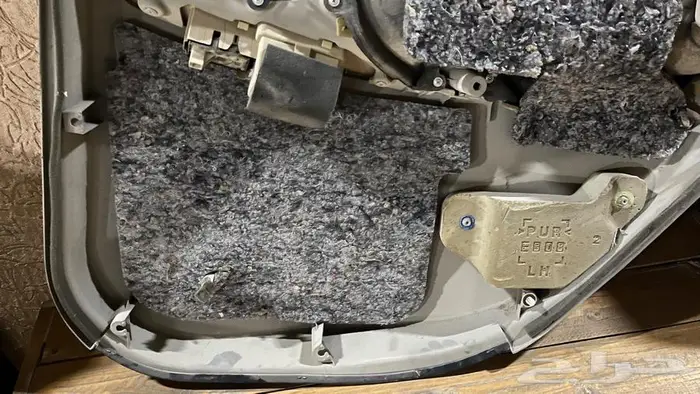 ديكور باب كامري 2010-2011 مخشب يسار ورا 9