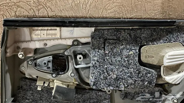 ديكور باب كامري 2010-2011 مخشب يسار ورا 8