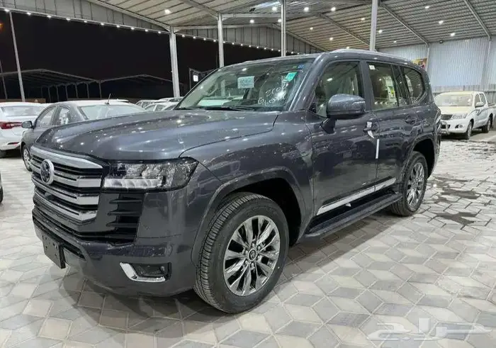 تويوتا لاندكروزر GXR 4 ديزل 2025 - سعودي أصفار 2