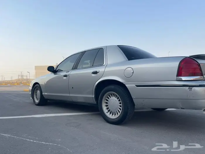 فورد ماركيز 2000 0