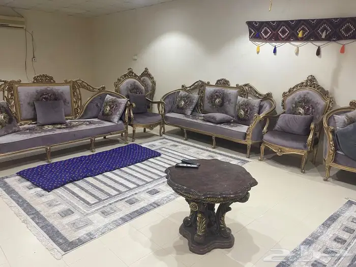 كنب ملكي للبيع 2