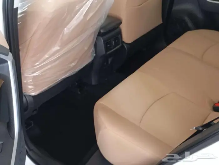 تويوتا راف فور 2024 اصفار بدون دفعه اولى 18