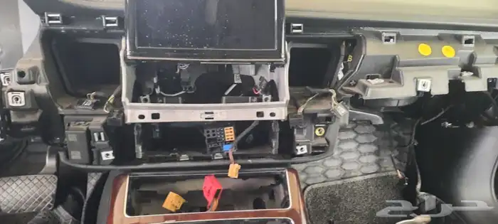 تصليح شاشه الاودي A8 Audi MMI screen repair 1