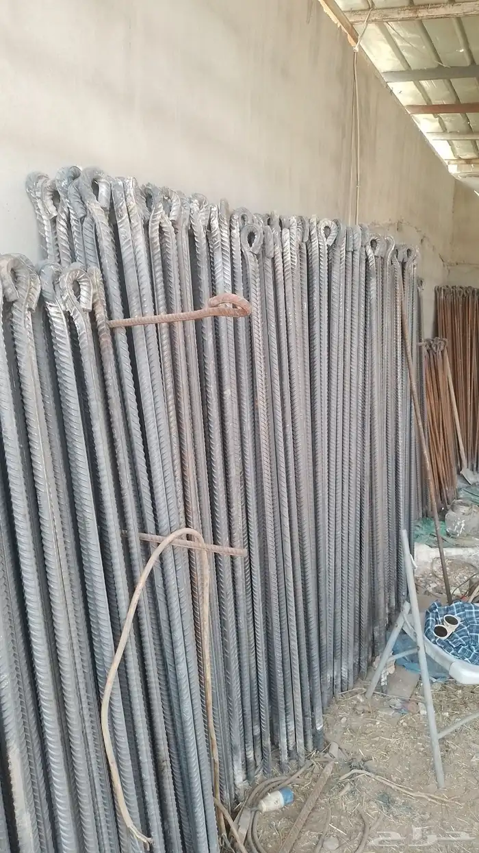 إطناب الإبل ومظلات الغنم والإبل والجميع الاوتاد 22