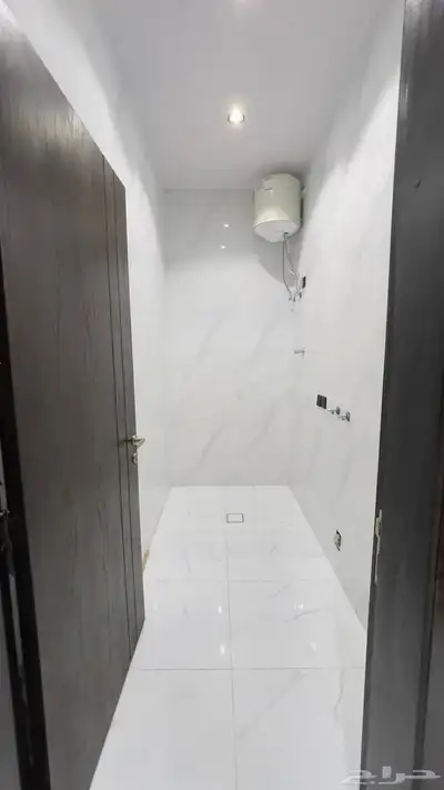فلل للبيع في حي العرفاء 5