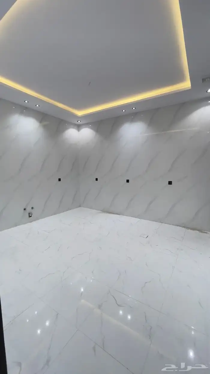 فلل للبيع في حي العرفاء 6