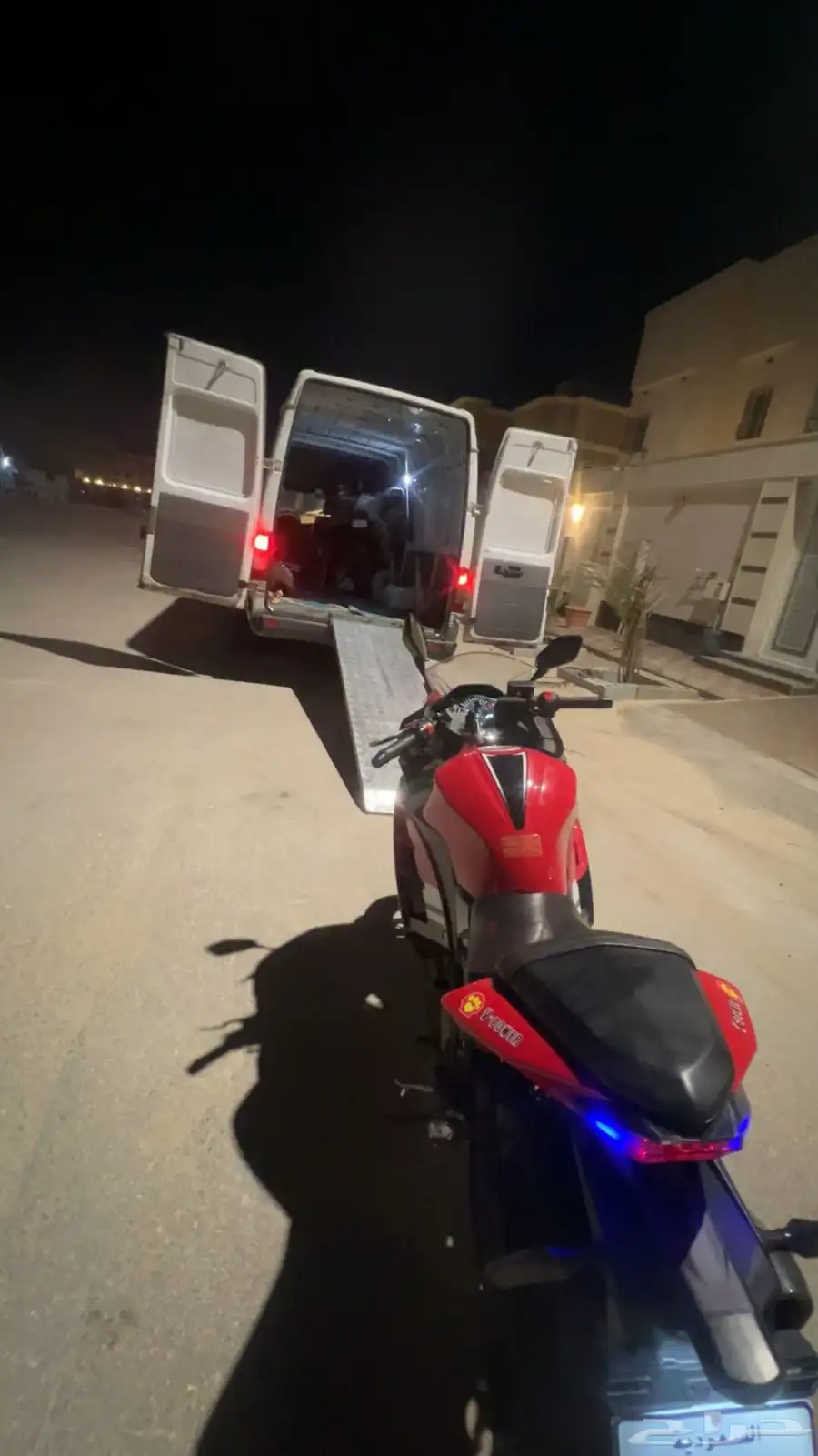 فان نقل دبابات النارية 4