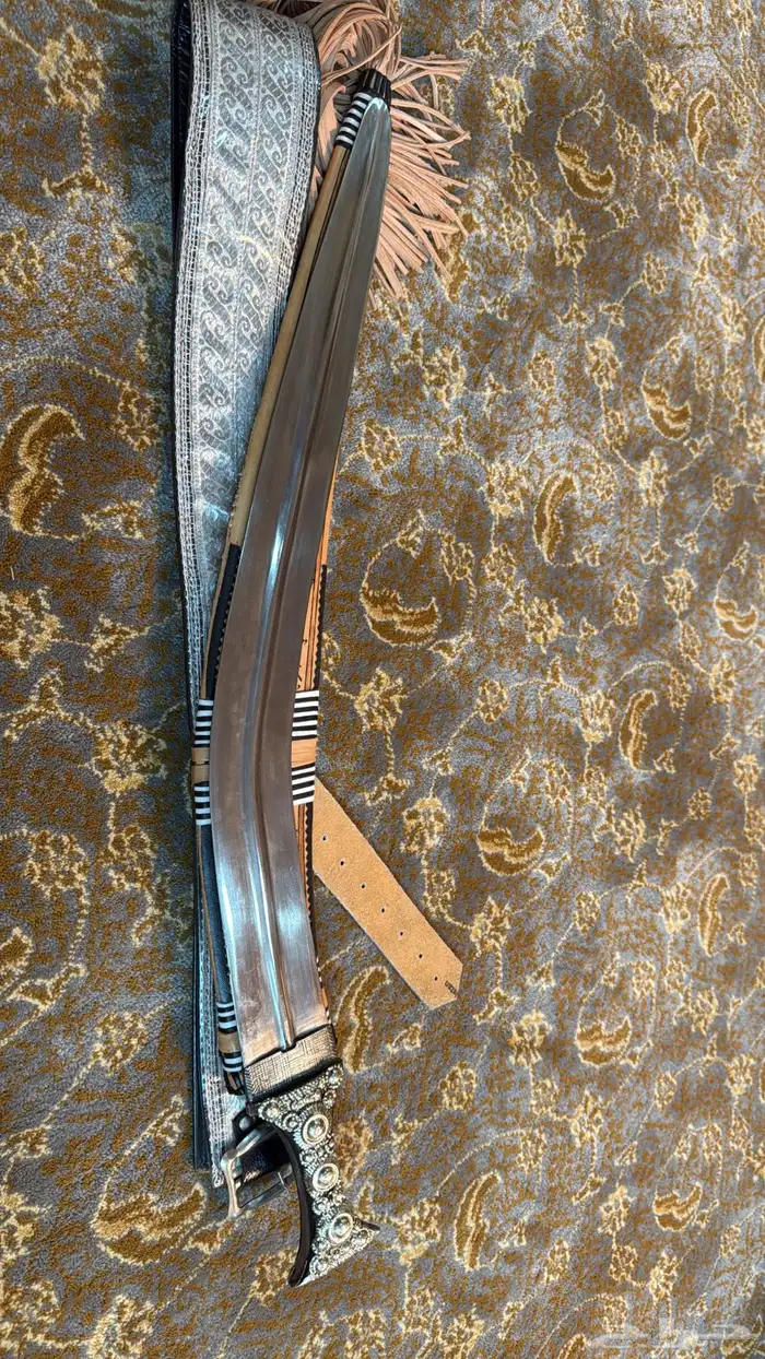 جنبيه مبروقه كفو 0