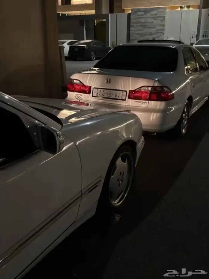 مرسيدس بوعيون 15