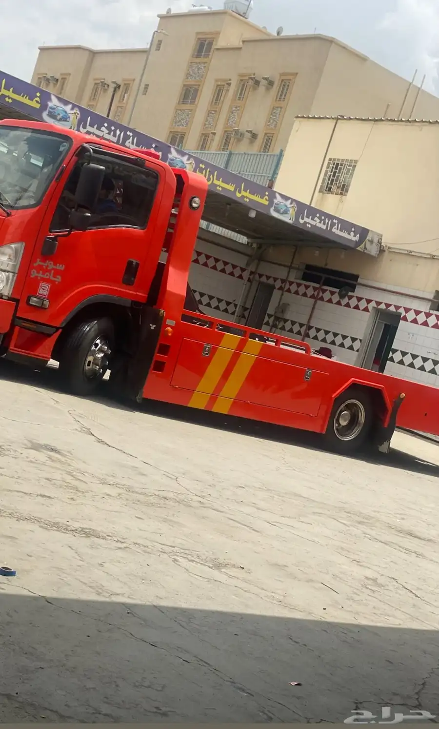 سطحه العيص لنقل السيارات 0