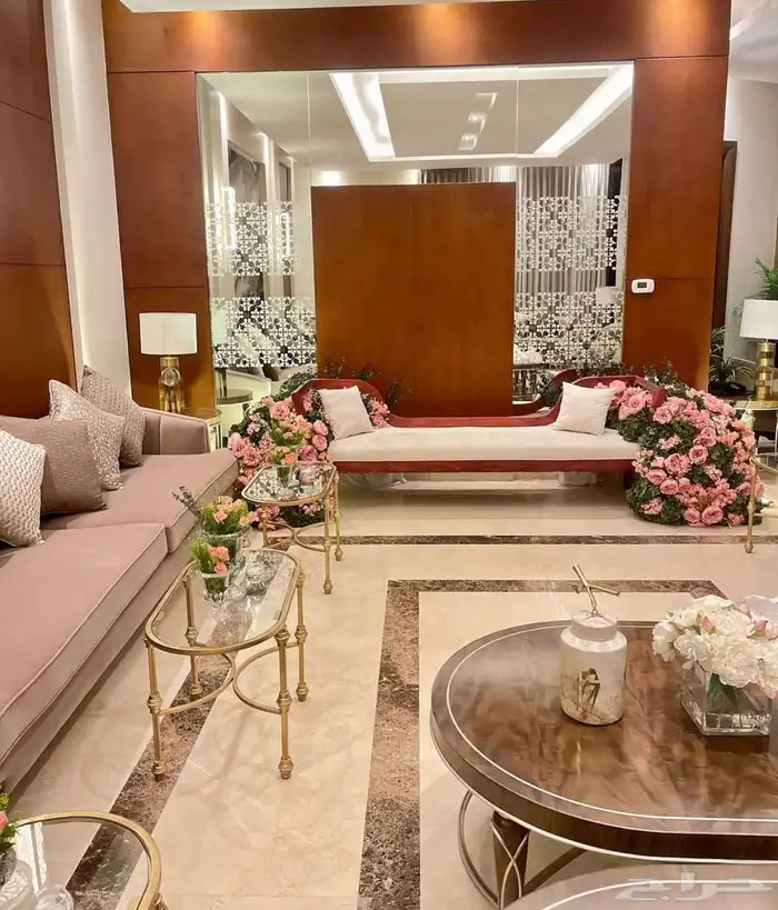 كوش طاولات أستقبال طاولات طعام سماعات مريات قهوجيات 6