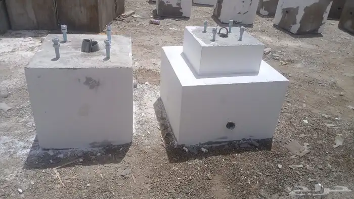 قواعد   انارة   حواجز   خرسانية 30