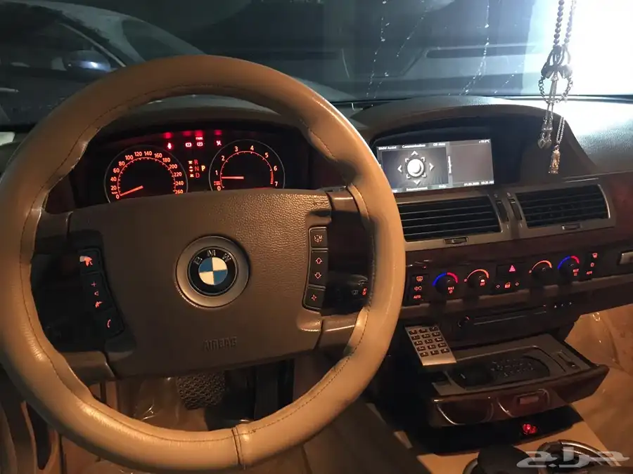 بي ام دبليو 2005 4