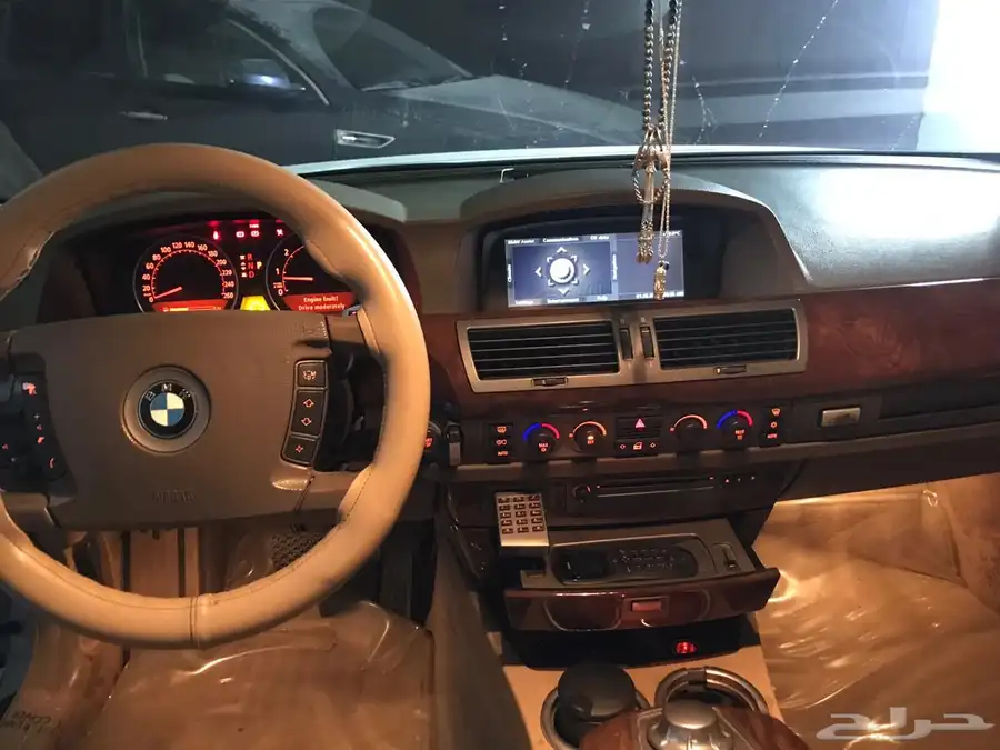 بي ام دبليو 2005 1