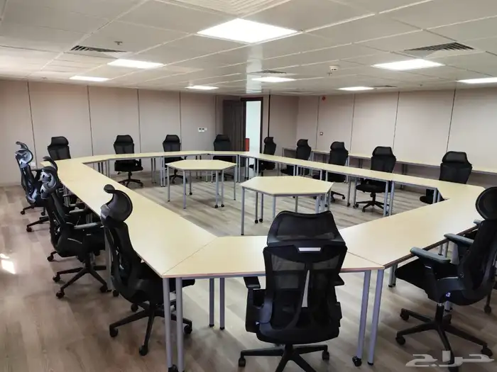 طاولات تدريب مشطوفة و سداسية 1