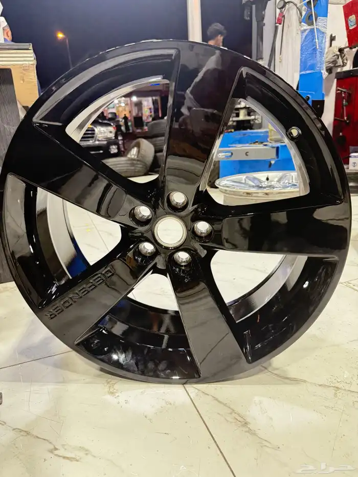 جنوط ديفندر إس مقاس 22 إيطالي جديد 2