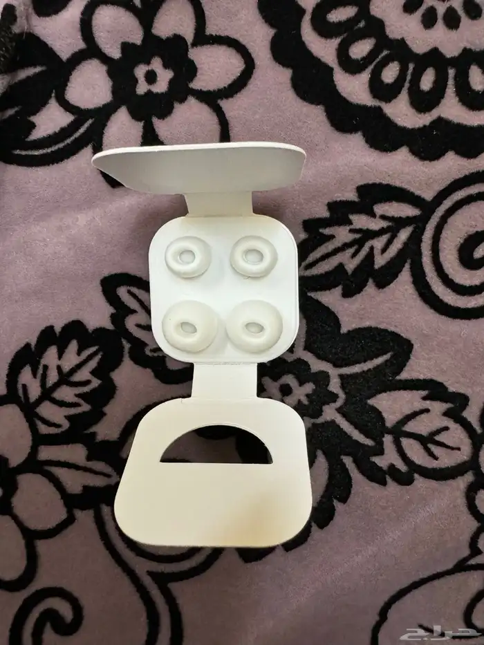 سماعه airpods pro الجيل الاول 6