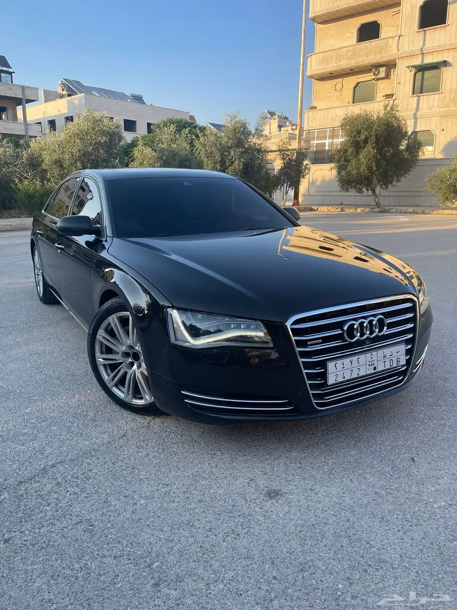 2012 Audi A8L 0