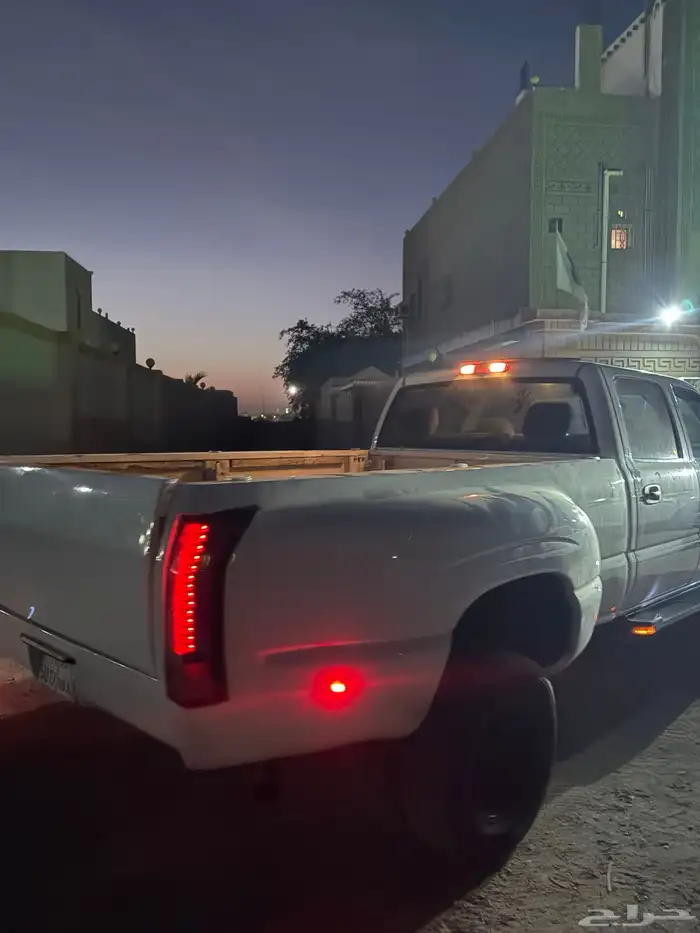 GMC Sierra dually 2
