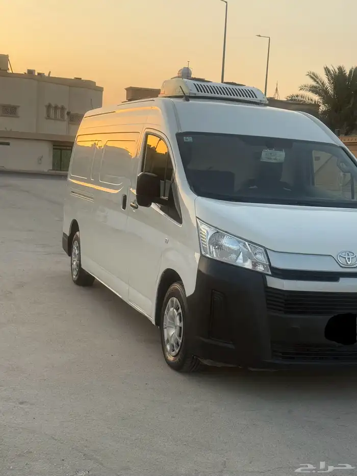 تويوتا هايس سقف عالي 2022 2