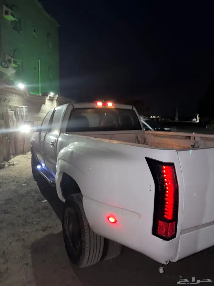 GMC Sierra dually 6