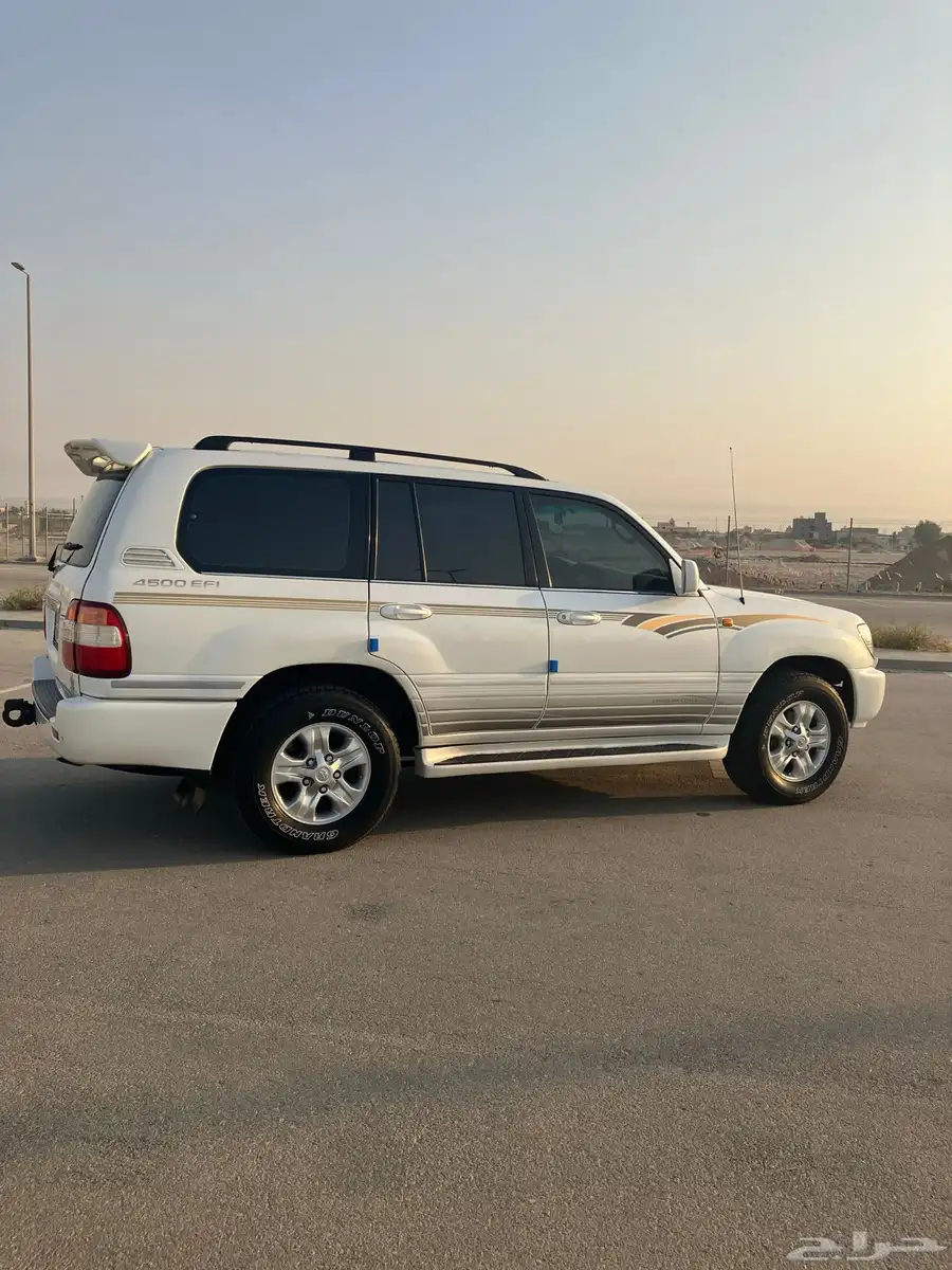 لاندكروزر 2006 4